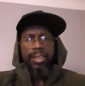 Meet your Posher, Dewayne